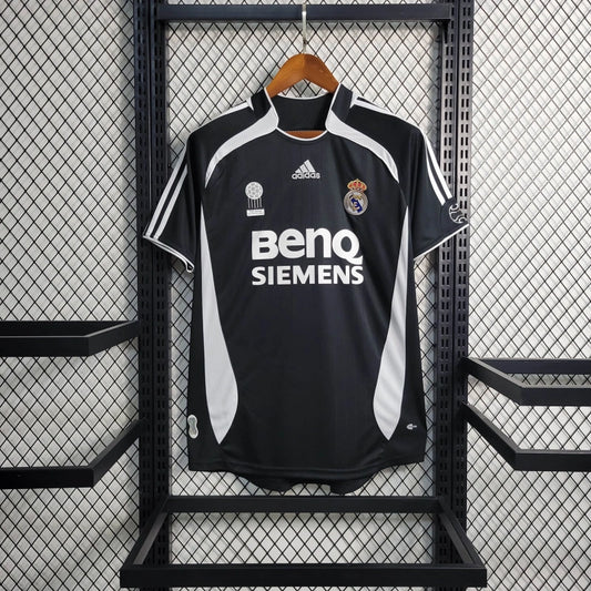 Real Madrid Adidas 2006/2007 Home Stadium Kit