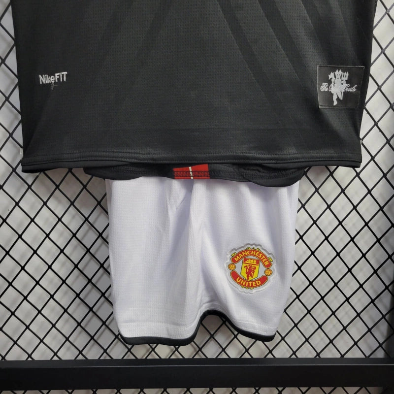 Manchester United Adidas 2007/2008 Away Retro Kids Kit