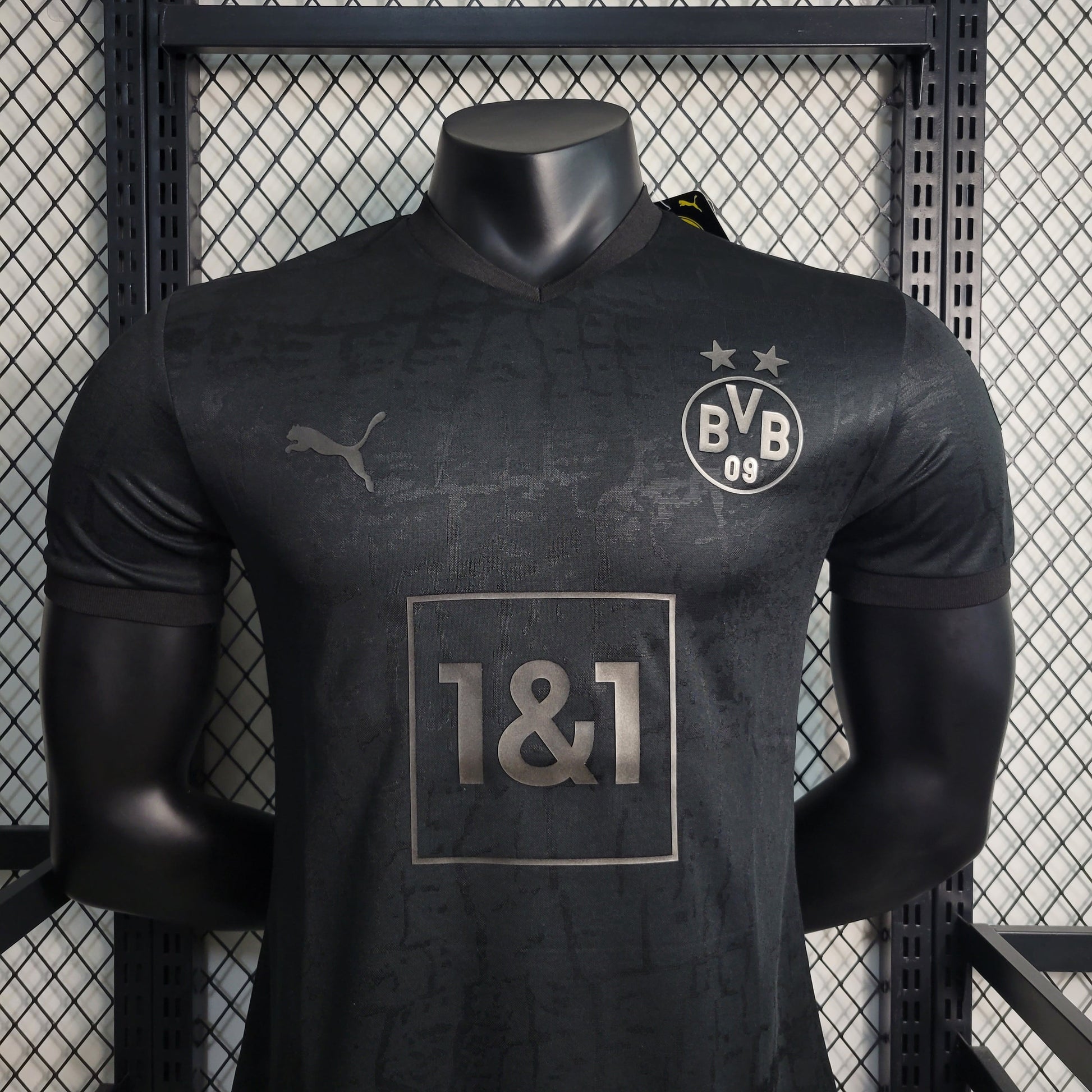 Dortmund Original – the new BVB away jersey for the 2023/24 season