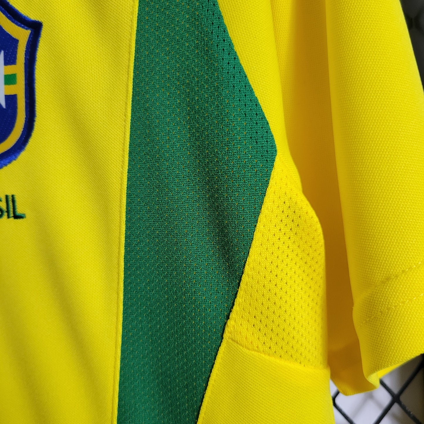 Brazil Nike 2002 Wold Cup Retro Home Stadium Kit