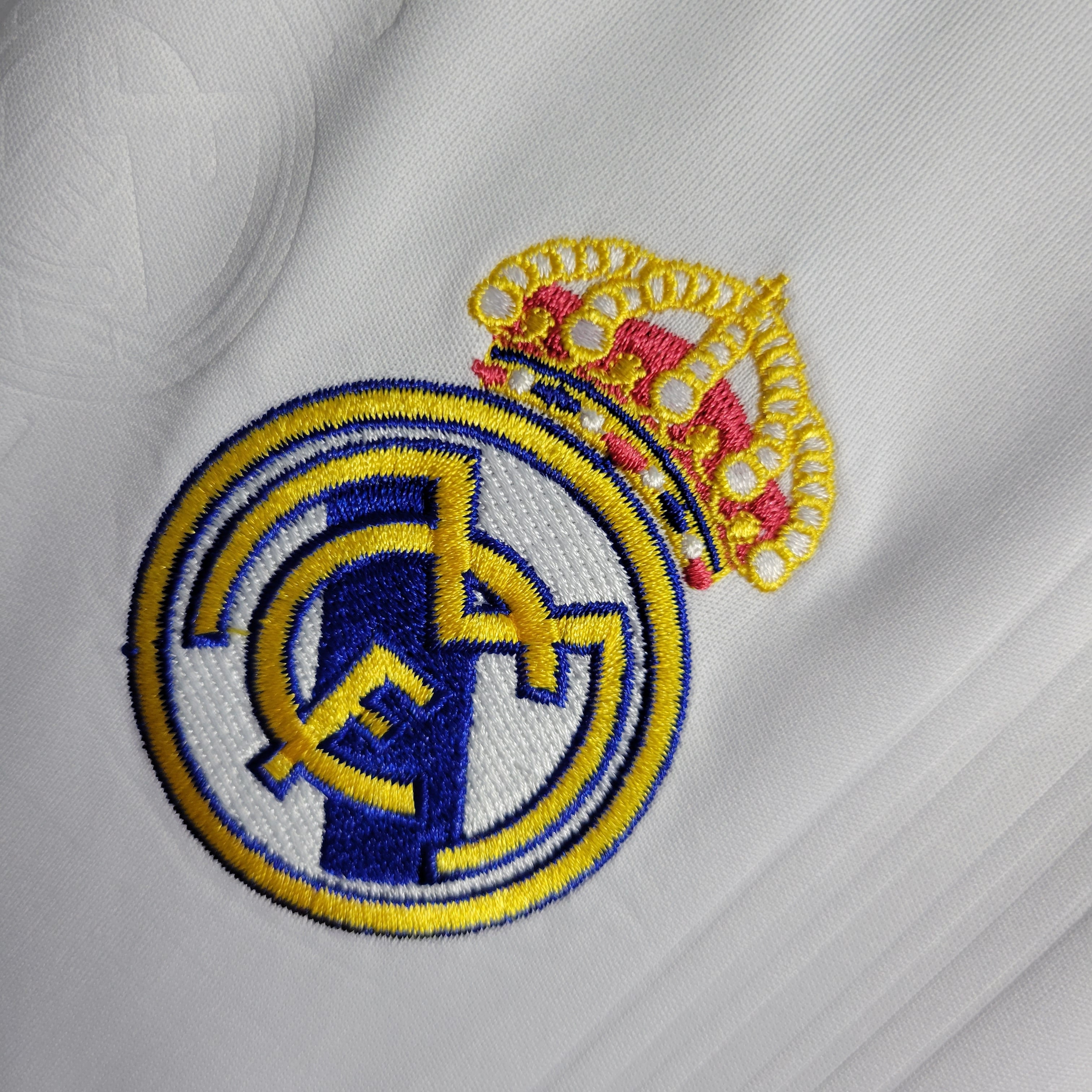 Logo adidas 2024 real madrid