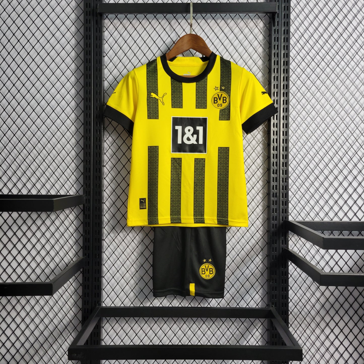 Borussia Dortmund Puma 2022/2023 kids Kit